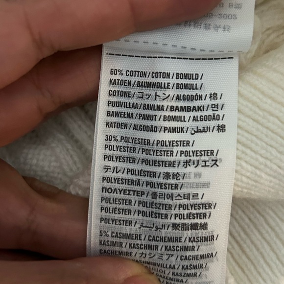 Vintage Abercrombie and Fitch cropped cable knit sweater - Picture 4 of 4